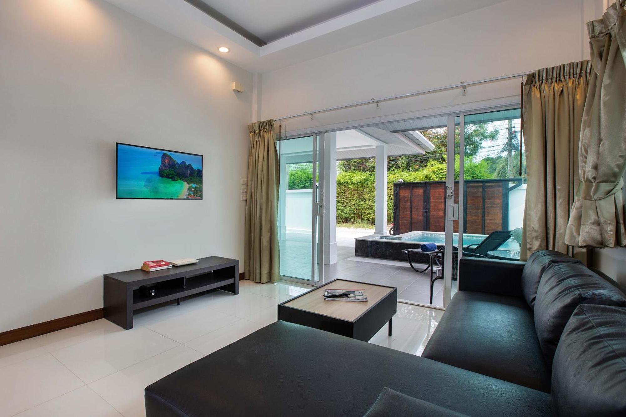 Family 2Br Villa Lancelot 3 With Jacuzzi Pool, Just 10 Min Drive Naiharn And Rawai Ban Saiyuan ภายนอก รูปภาพ